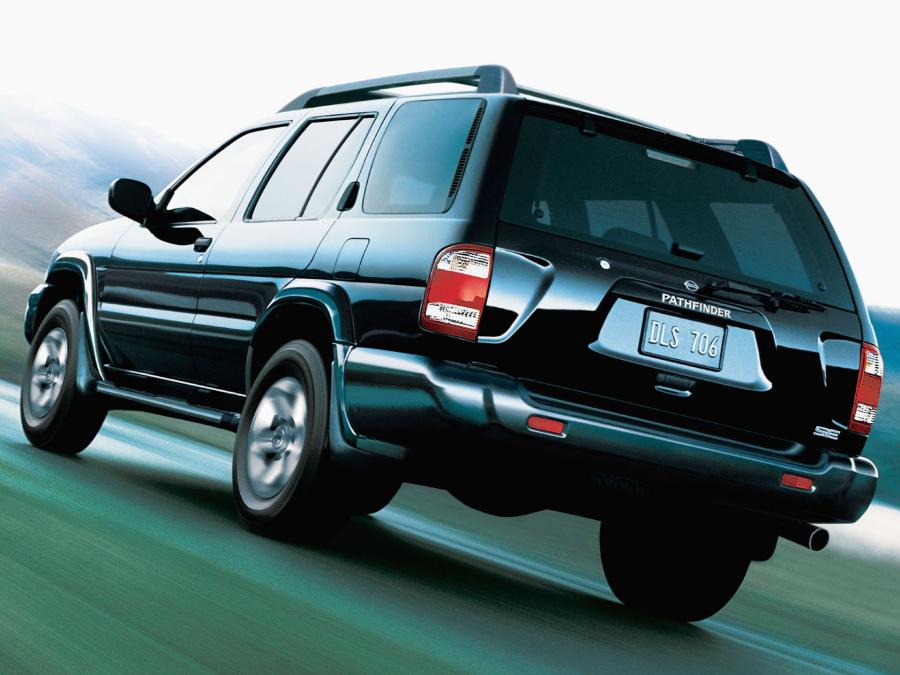  Nissan Pathfinder 2002 года  (US) (фото 3 из 9)